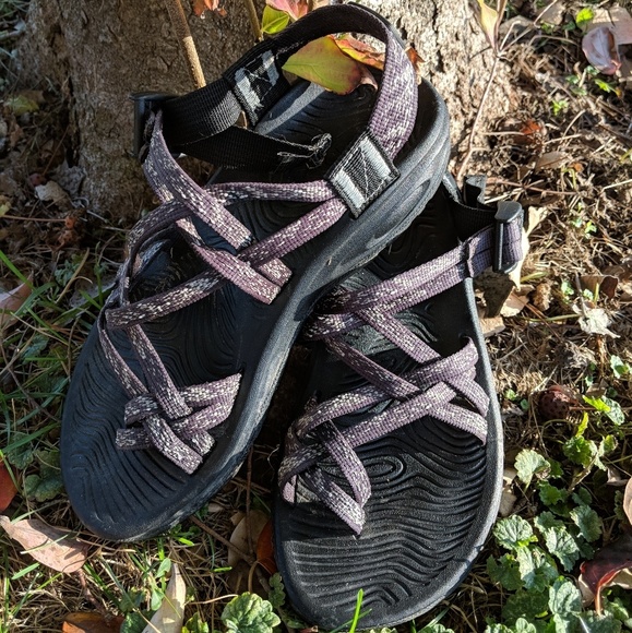 Sandals - Picture 1 of 3